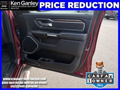 2019 RAM 1500 Laramie Crew Cab 4x4 5'7' Box