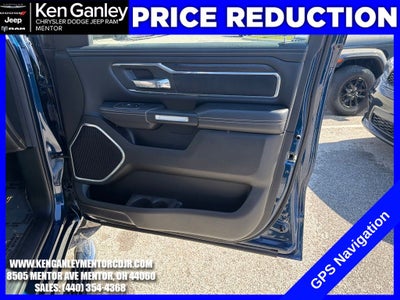 2023 RAM 1500 Laramie Crew Cab 4x4 5'7' Box