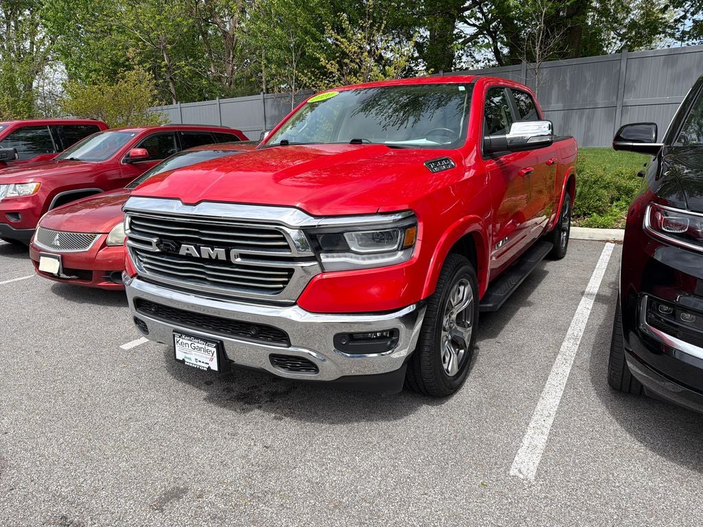 2020 RAM 1500 Laramie Crew Cab 4x4 5'7' Box