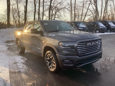 2026 RAM Ram 1500 RAM 1500 LARAMIE CREW CAB 4X4 5'7' BOX