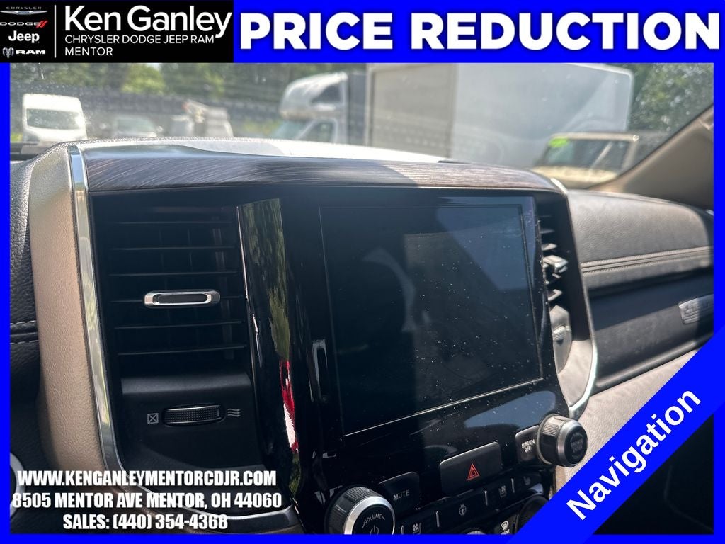 2019 RAM 1500 Laramie Crew Cab 4x4 6'4' Box