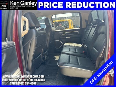 2019 RAM 1500 Laramie Crew Cab 4x4 6'4' Box