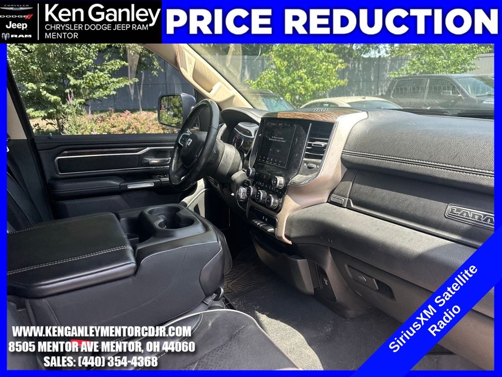 2019 RAM 1500 Laramie Crew Cab 4x4 6'4' Box