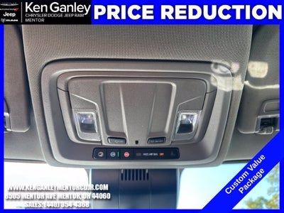 2022 Chevrolet Silverado 1500 4WD Crew Cab Short Bed Custom