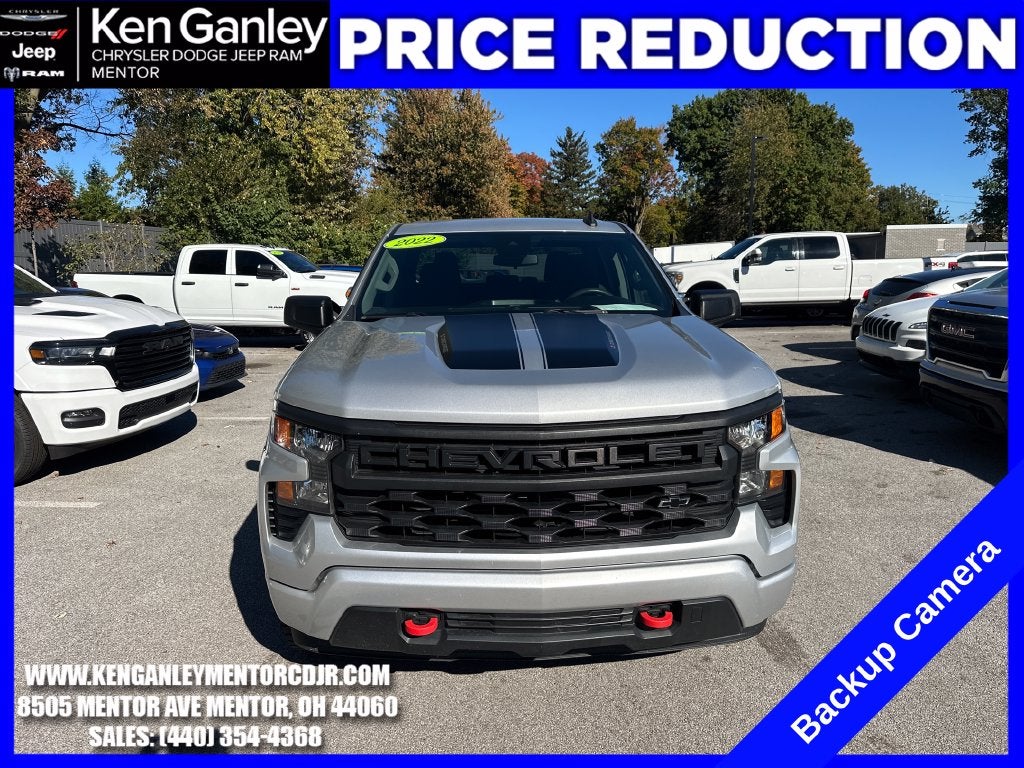 2022 Chevrolet Silverado 1500 4WD Crew Cab Short Bed Custom