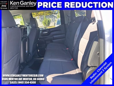 2022 Chevrolet Silverado 1500 4WD Crew Cab Short Bed Custom