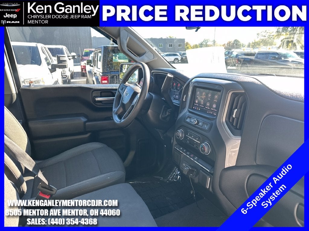 2022 Chevrolet Silverado 1500 4WD Crew Cab Short Bed Custom