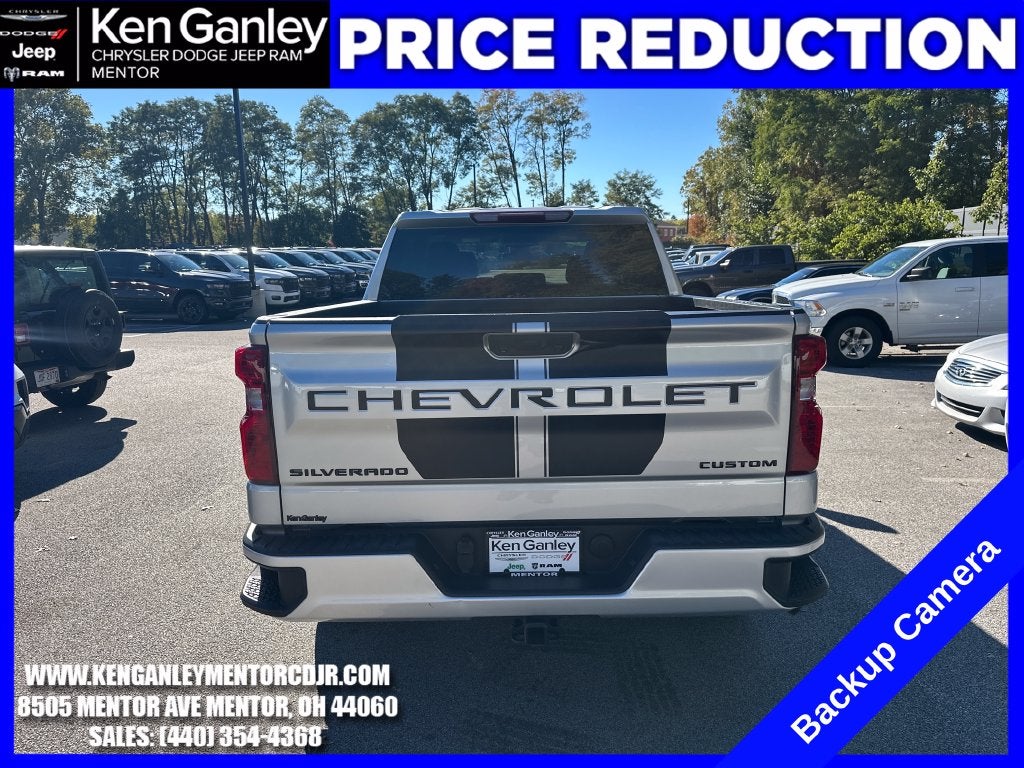 2022 Chevrolet Silverado 1500 4WD Crew Cab Short Bed Custom
