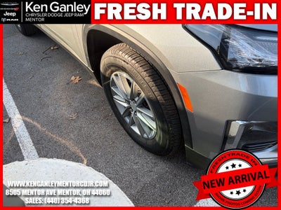 2023 Chevrolet Traverse AWD LT Cloth