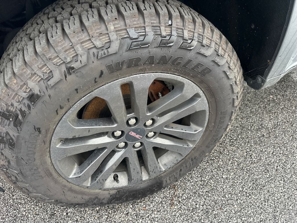 2020 GMC Canyon 4WD Crew Cab Short Box SLE