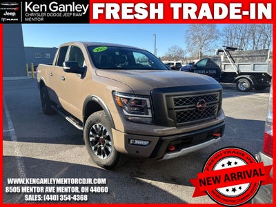 2023 Nissan TITAN Crew Cab PRO-4X 4x4