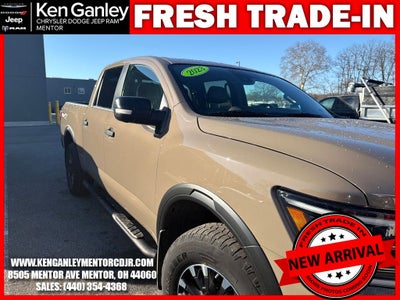 2023 Nissan TITAN Crew Cab PRO-4X 4x4