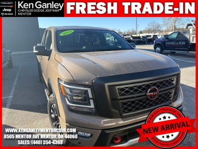 2023 Nissan TITAN Crew Cab PRO-4X 4x4