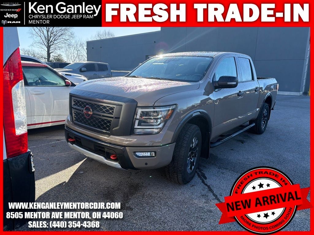 2023 Nissan TITAN Crew Cab PRO-4X 4x4