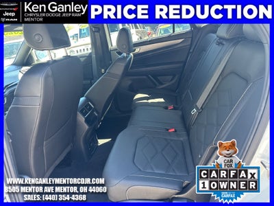 2025 Volkswagen Atlas Cross Sport 2.0T SE w/Technology