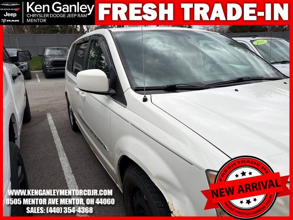 2011 Chrysler Town & Country Touring