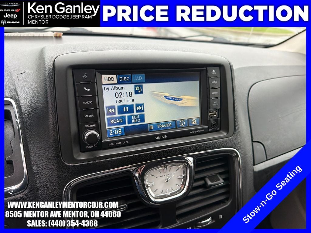 2011 Chrysler Town & Country Touring