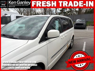 2011 Chrysler Town & Country Touring