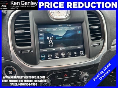 2019 Chrysler 300 Touring AWD