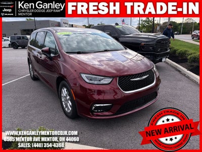 2023 Chrysler Pacifica Touring L