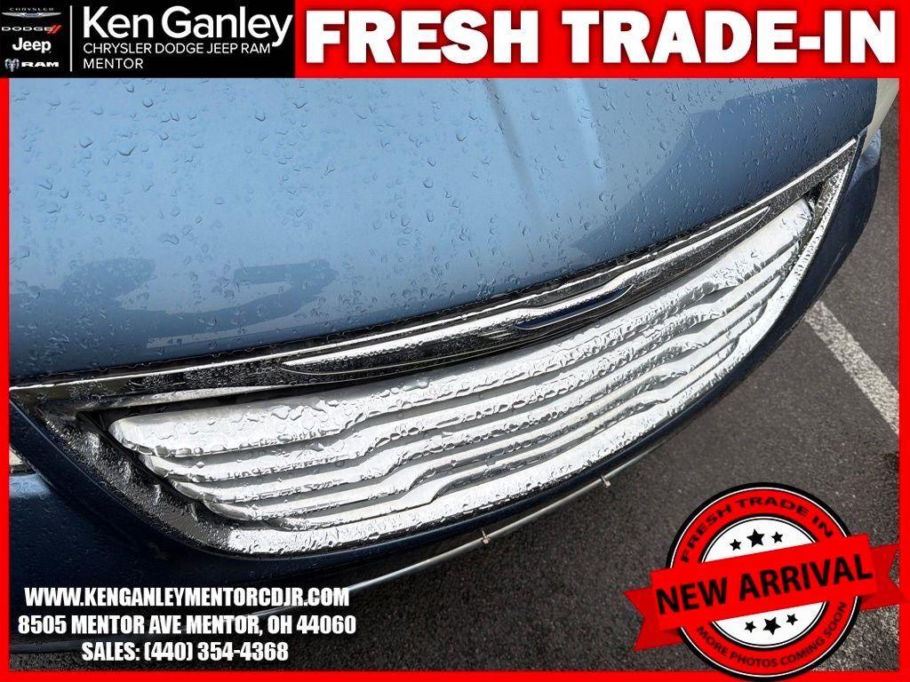 2012 Chrysler Town & Country Touring