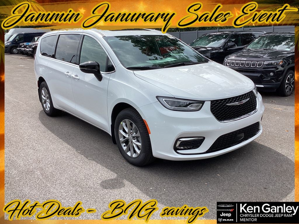 2026 Chrysler Pacifica PACIFICA SELECT AWD