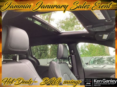 2026 Chrysler Pacifica PACIFICA SELECT AWD