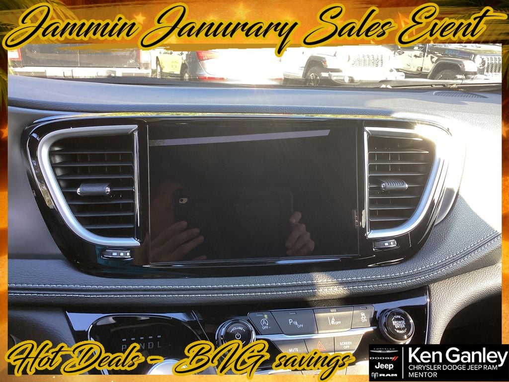 2026 Chrysler Pacifica PACIFICA SELECT AWD