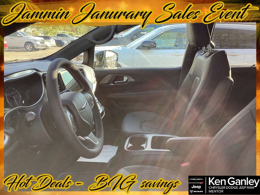 2026 Chrysler Pacifica PACIFICA SELECT AWD