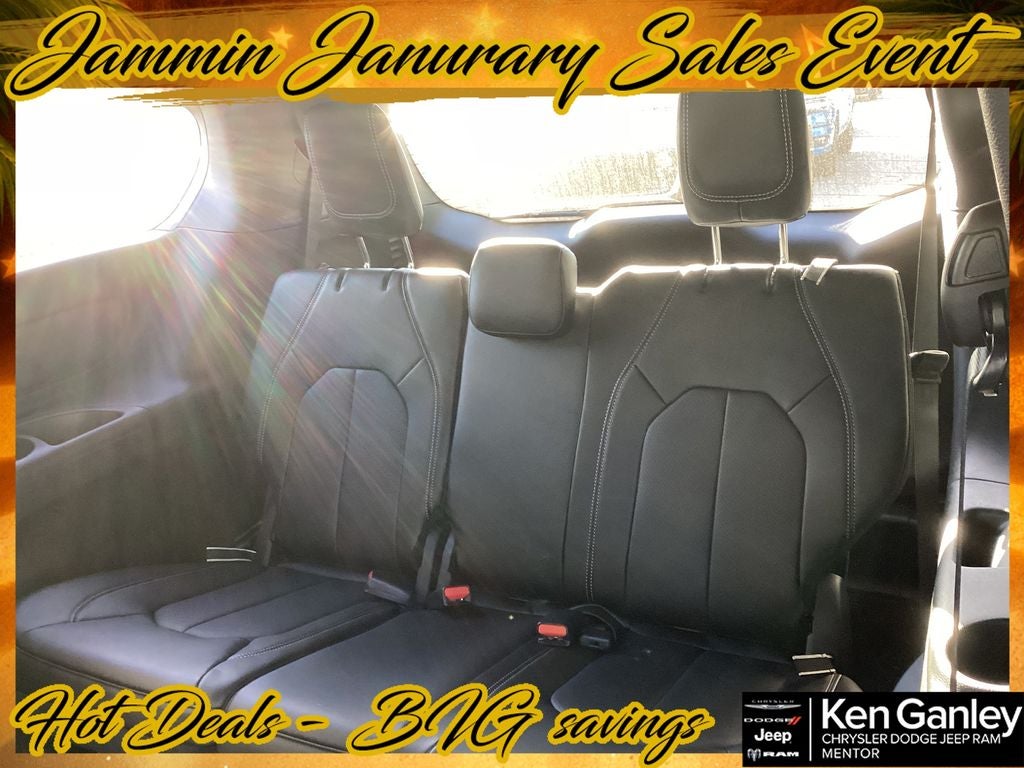 2026 Chrysler Pacifica PACIFICA SELECT AWD