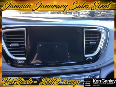 2026 Chrysler Pacifica PACIFICA SELECT AWD