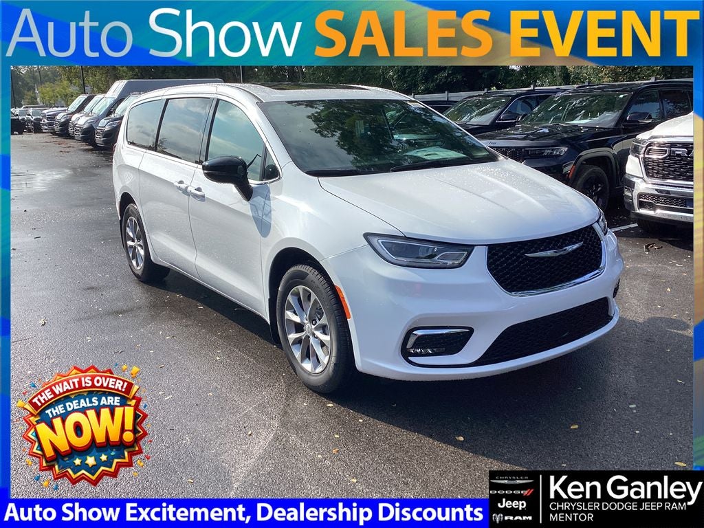 2026 Chrysler Pacifica PACIFICA SELECT AWD