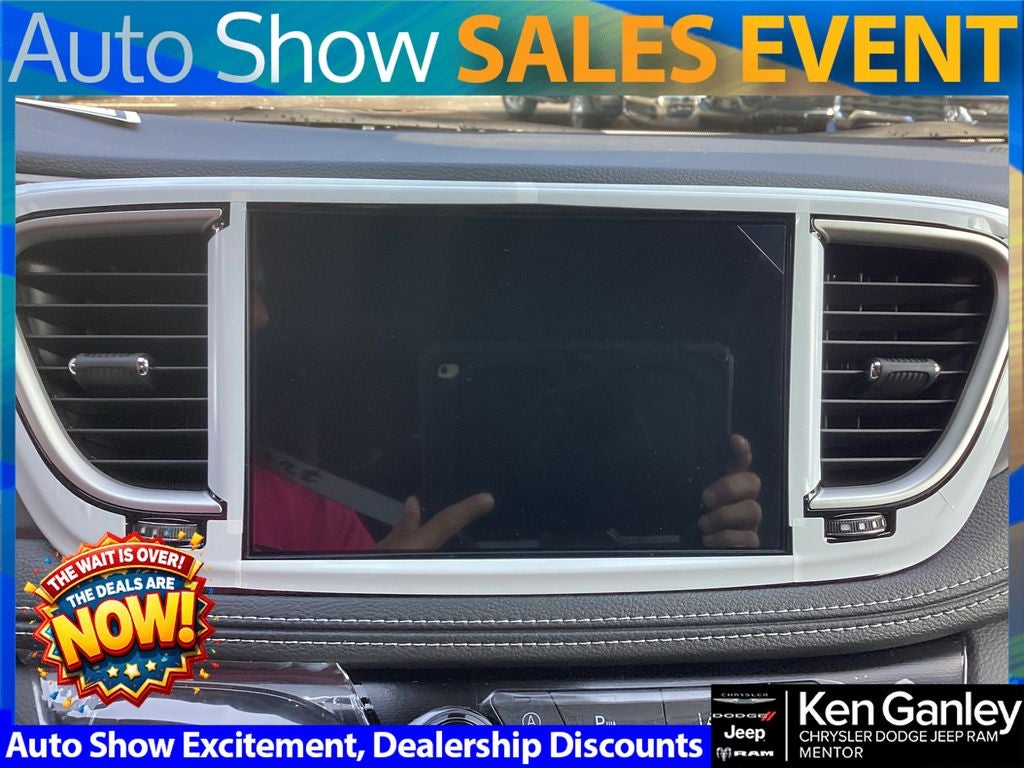 2026 Chrysler Pacifica PACIFICA SELECT AWD