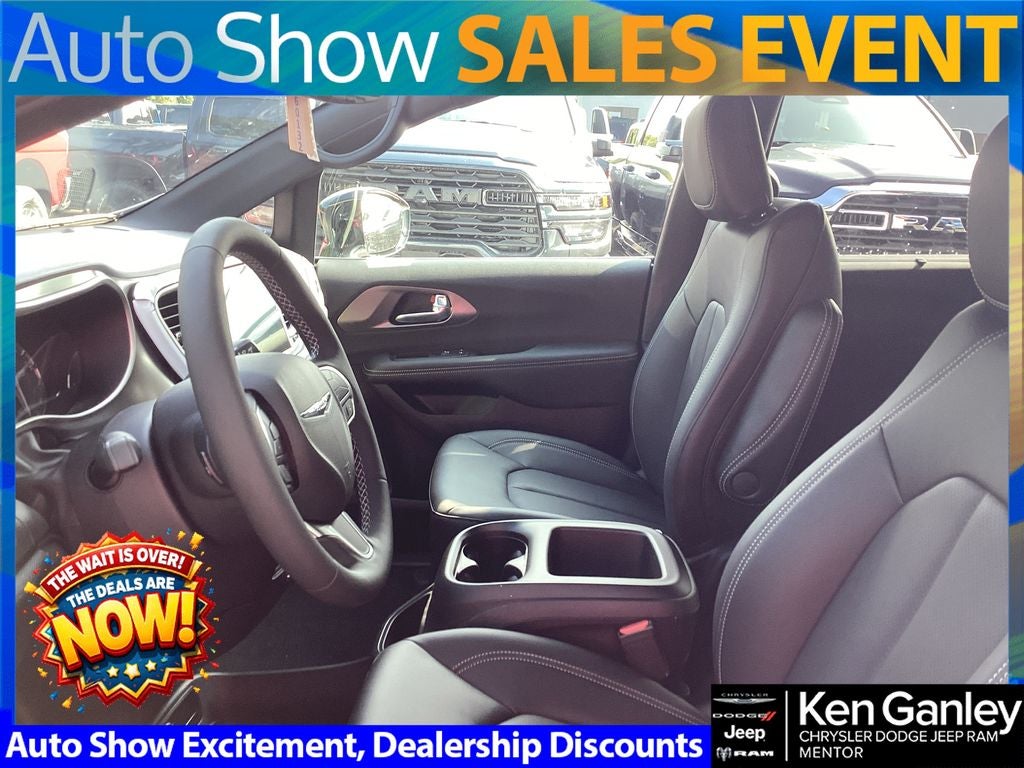 2026 Chrysler Pacifica PACIFICA SELECT AWD