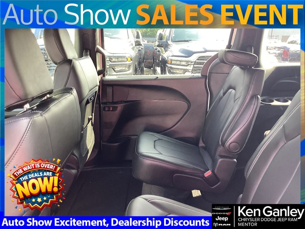 2026 Chrysler Pacifica PACIFICA SELECT AWD