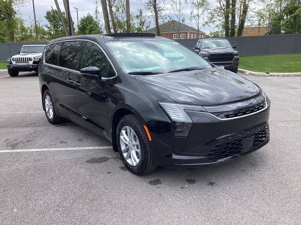 2027 Chrysler Pacifica PACIFICA SELECT AWD