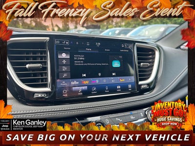 2027 Chrysler Pacifica PACIFICA SELECT AWD