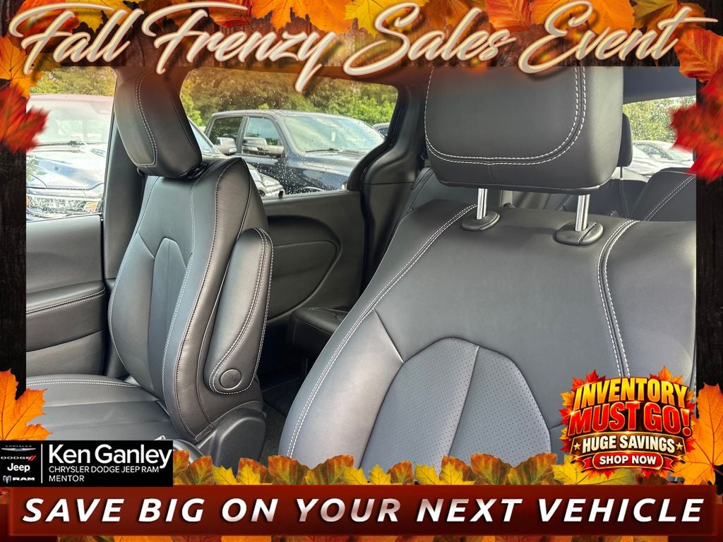 2027 Chrysler Pacifica PACIFICA SELECT AWD