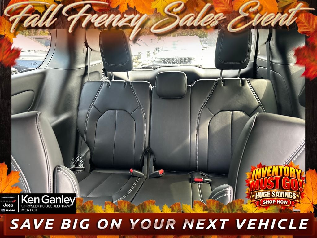 2027 Chrysler Pacifica PACIFICA SELECT AWD