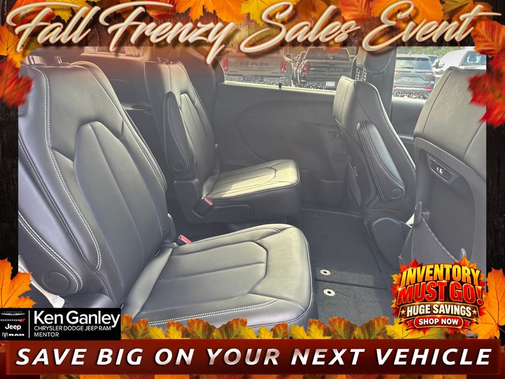 2027 Chrysler Pacifica PACIFICA SELECT AWD