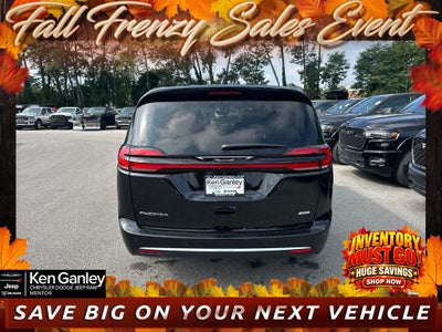 2027 Chrysler Pacifica PACIFICA SELECT AWD