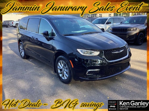 2026 Chrysler Pacifica PACIFICA SELECT AWD