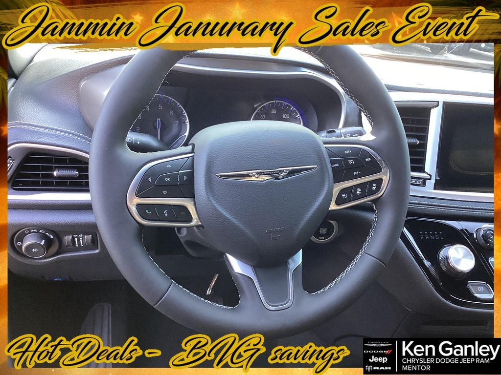 2026 Chrysler Pacifica PACIFICA SELECT AWD