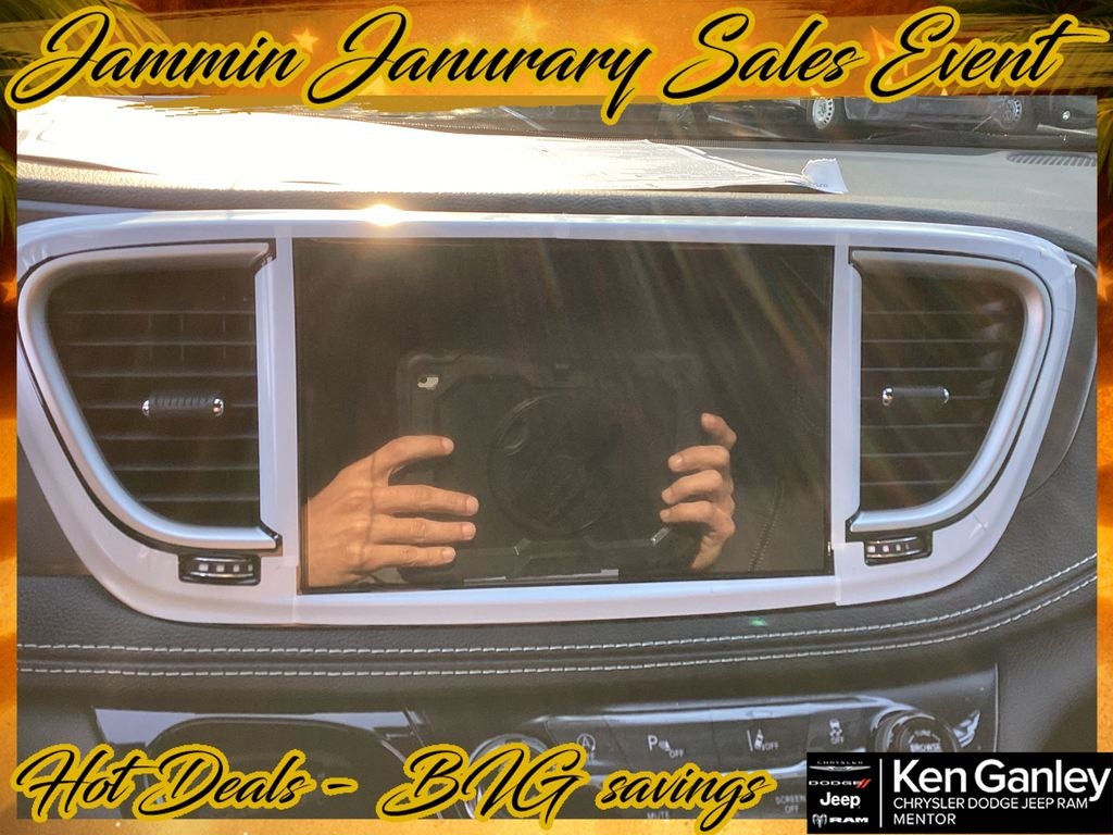 2026 Chrysler Pacifica PACIFICA SELECT AWD