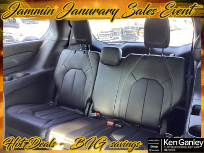 2026 Chrysler Pacifica PACIFICA SELECT AWD