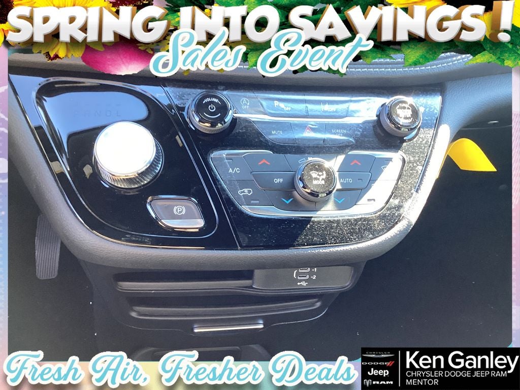 2026 Chrysler Pacifica PACIFICA SELECT AWD