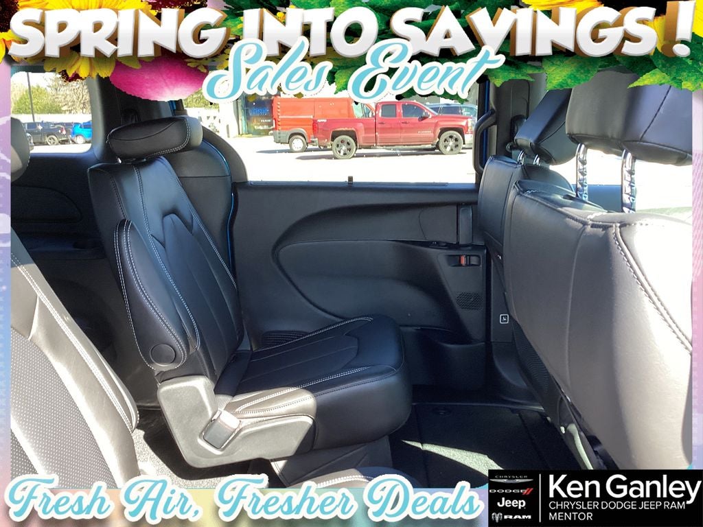 2026 Chrysler Pacifica PACIFICA SELECT AWD