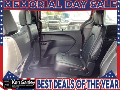 2026 Chrysler Pacifica PACIFICA SELECT AWD