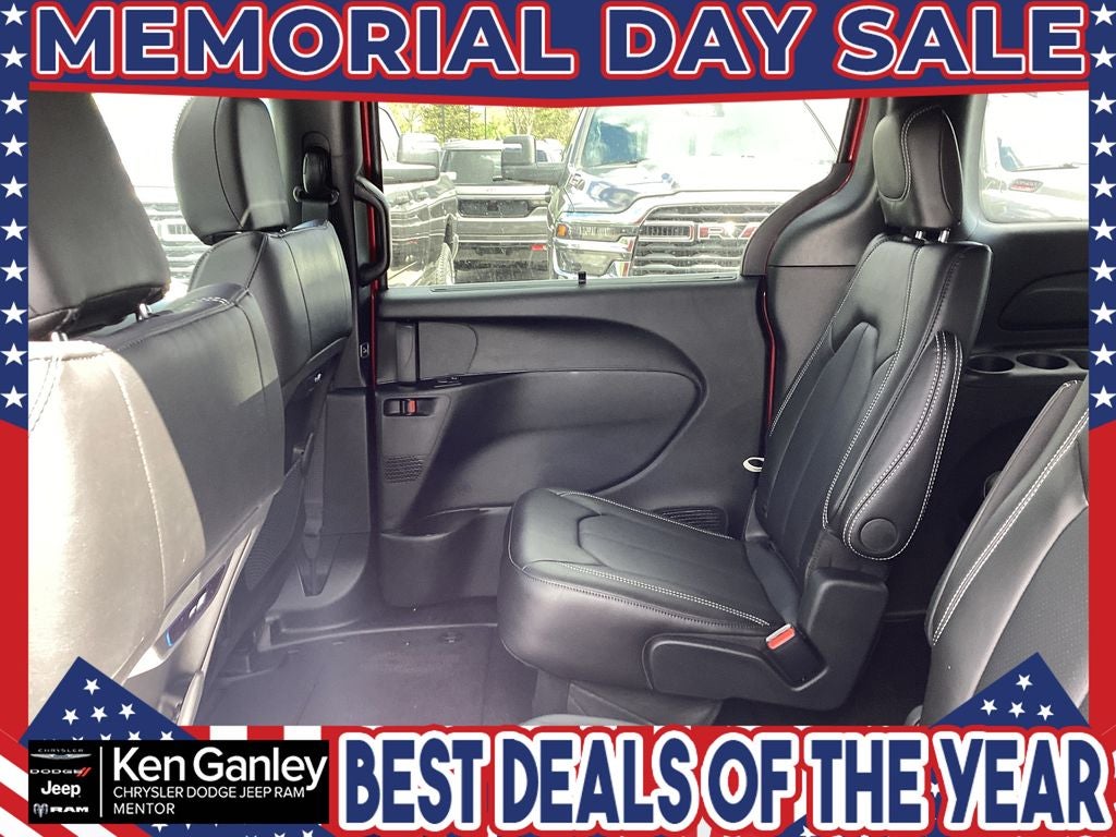 2026 Chrysler Pacifica PACIFICA SELECT AWD