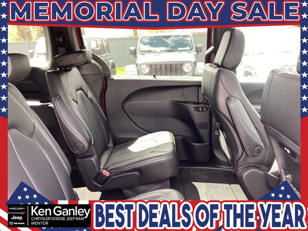 2026 Chrysler Pacifica PACIFICA SELECT AWD